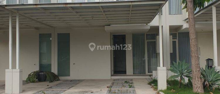 Ca 2591 Rumah 2 Lantai Baru Furnished SHM di Tandes, Surabaya 1