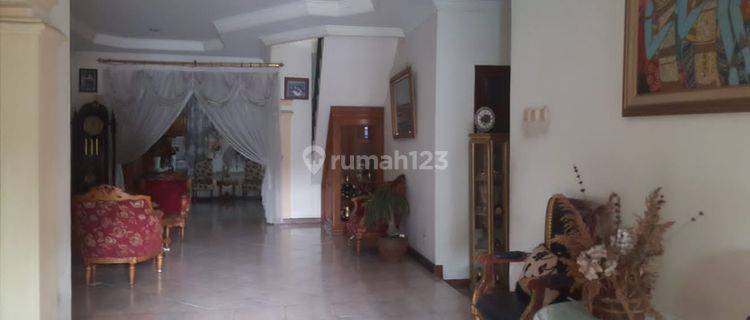 Dijual Cepat Rumah 3,5 Lantai Murah Di Tebet  1