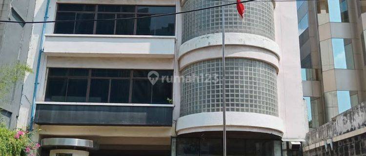 Dijual Gedung Kantor MURAH  1