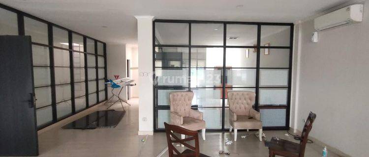 Ruko Gandeng 3 Lantai Bintaro Full Furnish Siap Pakai Office 1