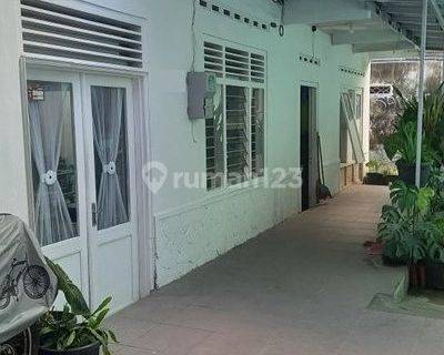 Rumah Dekat Stasiun Tugu dan Malioboro, Yogyakarta 1