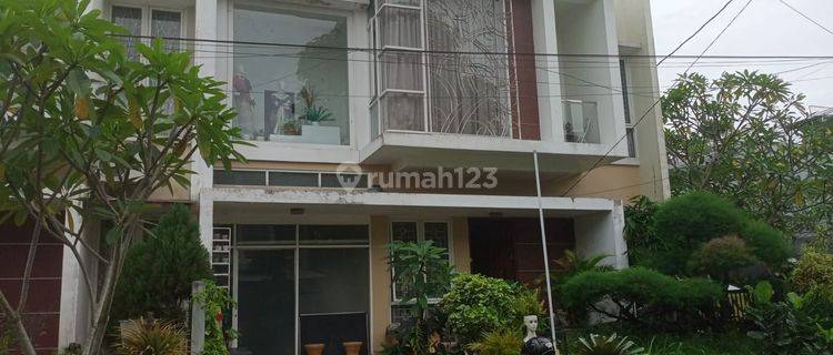 Rumah Dalam Perum Area Mertoyudan, Magelang 1