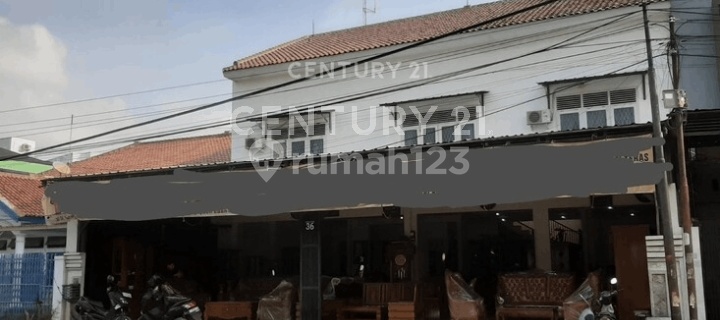 Commercial Shop House Area Suitable for Business Near Transmart Cirebon 1
