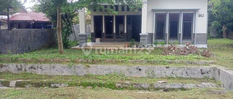 Rumah Halaman luas, Jl Pangrango, Jekan raya, palangkaraya 1