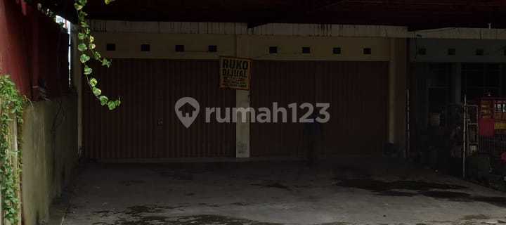 For Sale: 2-Door Shop Building with Freehold Certificate (SHM), Jl MT Haryono, Balikpapan 1