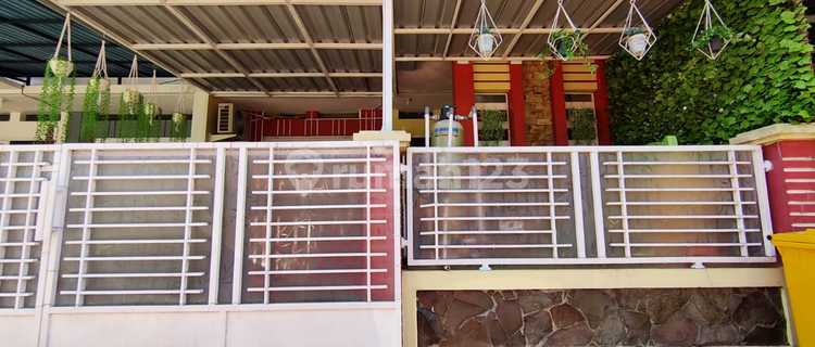 Semi-Furnished House In Borneo Paradiso Complex, Balikpapan 1