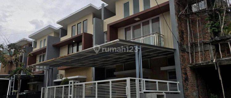 Rumah 2 Lantai, Di Borneo paradiso, Balikpapan 1