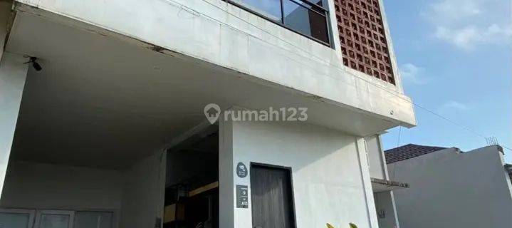 Full Furnished. Rumah 2 Lantai. Jl Projakal, Gang Sidorejo, Cluster 9 1