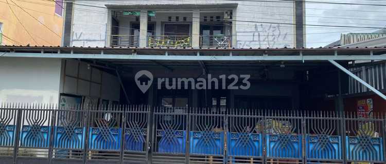 For Sale 248 m2 Shop House on the street across from the mosque, Central Banjarmasin 1