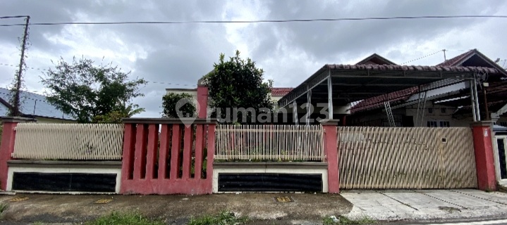 Rumah Besar Komp mutiara indah, tangan sawah, padang 1