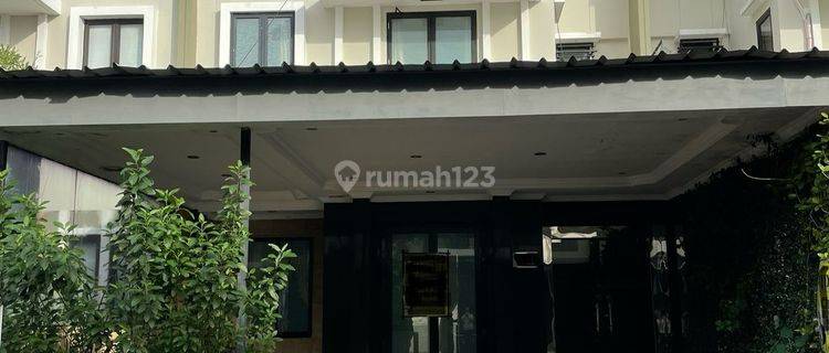 Disewakan Town House Cosmo Park 2 Lantai Thamrin city Fullfurnished  1