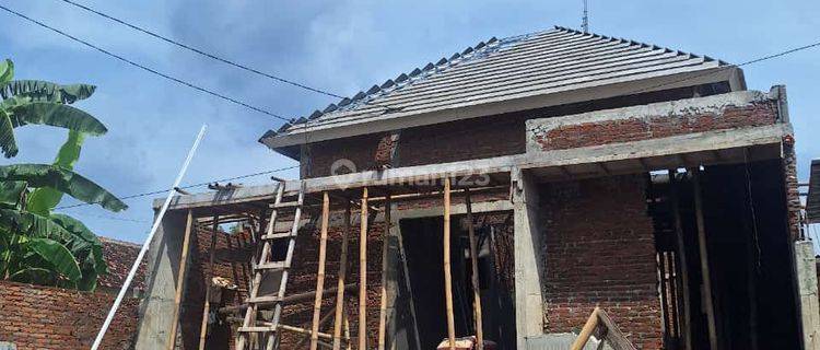 Rumah Desain Kekinian, Carpot Bisa 2 Mobil Di Ngemplak, Sleman 1