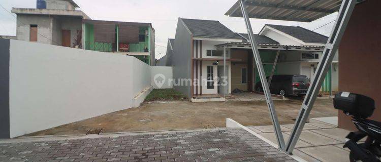 Rumah Cantik Model Scandinavian Lokasi Cluster Pasir Putih Sawangan Harga All In Bonus Canopy,2 Unit Ac,token Listrik 1