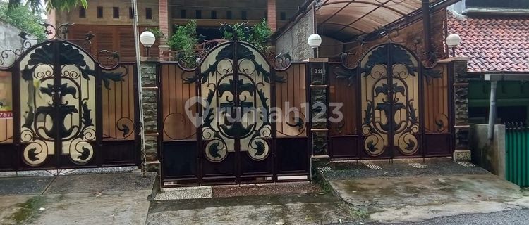 RUMAH SIAP HUNI, DI PADANGSARI - BANYUMANIK, DEKAT EXIT TOL 1
