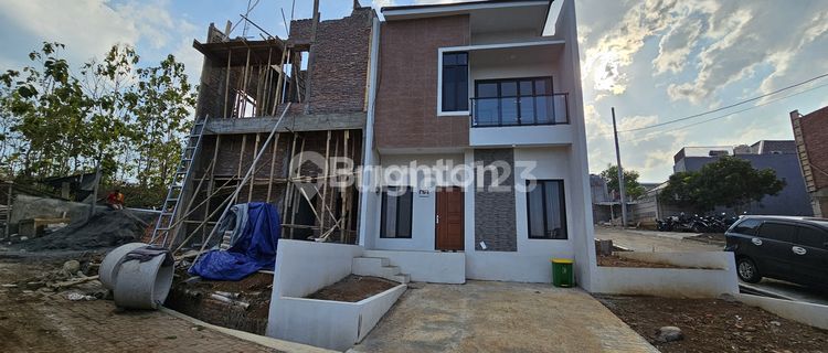 Rumah Eksklusif Serasa Tinggal Di Villa, Lokasi Di Tembalang 1