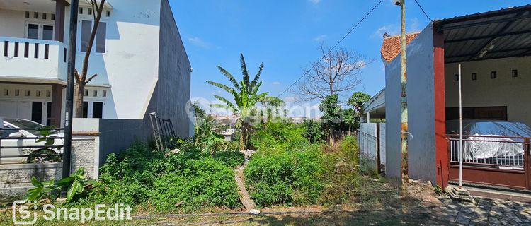 Land ready to build in Penataran Temple, West Semarang. 1