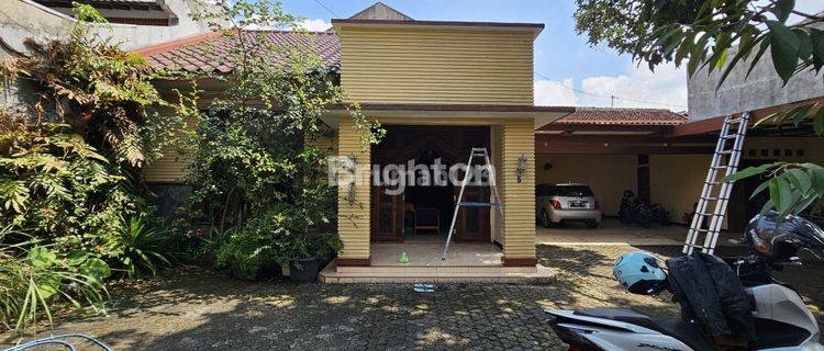 RUMAH SIAP HUNI ( EX. KANTOR ) DI TENGAH KOTA UNGARAN BARAT 1