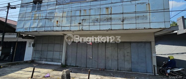 STRATEGIC SHOPHOUSE, 2 FLOORS, READY TO USE NEAR TRADITIONAL MARKET IN WEST UNGARAN 1