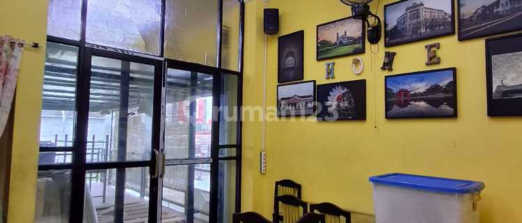 Ruko di Pinggir Jalan Raya Cocok untuk Kafe Kantor Usaha 1