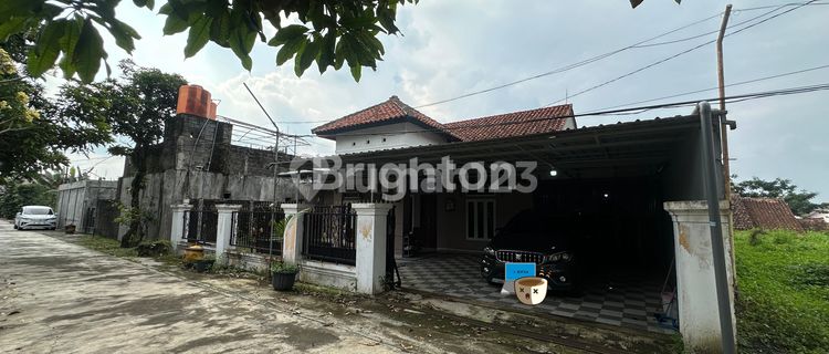 Rumah Luas 4 Kamar Tidur di Ungaran 1