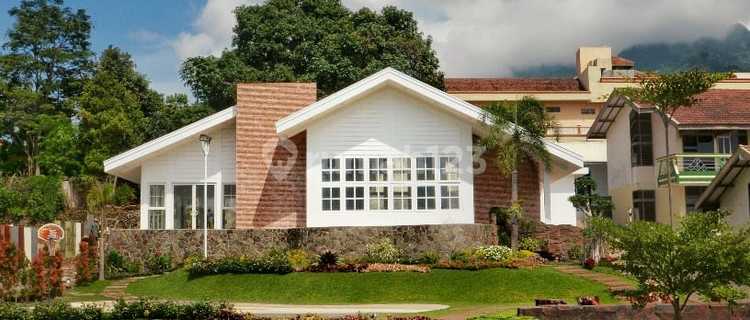 Bandungan Villa Fully Furnished Still Operational, Suitable for Passive Income 1