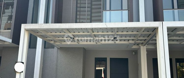 Rumah Baru 2 Lantai Siap Huni di Cluster Hyra at Melia Graha Raya 1