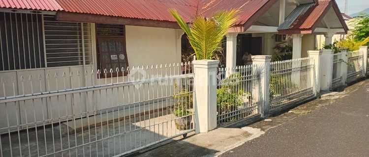For Sale, Lembeh Permai House, Bitung, North Sulawesi, Dense Settlement 1