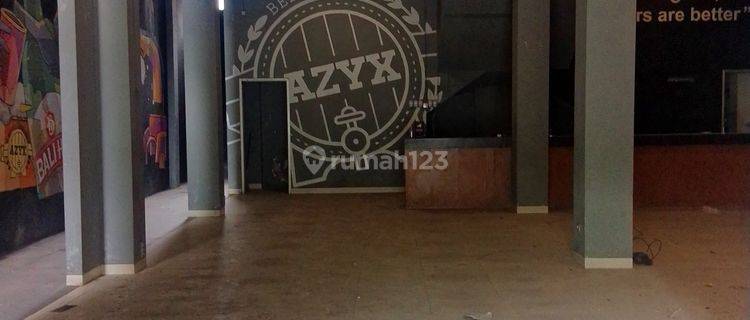 Ruang-Usaha Unfurnished di Jln Singosari , Pleburan 1