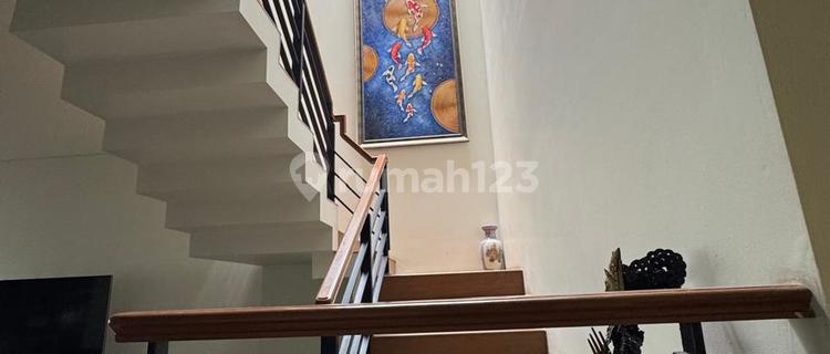 Golden Opportunity: Exclusive Residence in the Heart of Kalibata - Auction Price Below Market 1