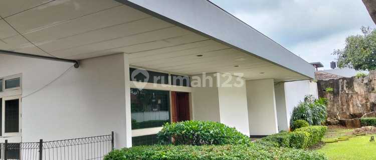 Dijual Rumah Kemang Utara I, Harga Sangat Under Market! 1