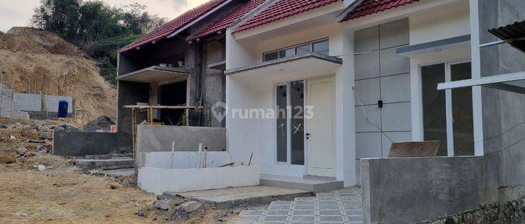 Rumah Baru Modern Termurah Di Jogja 1