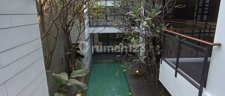 beautiful 2-storey east-facing house in menteng 1