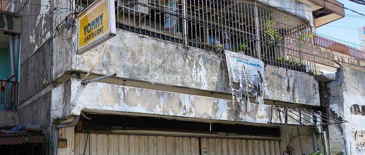 Dijual Bangunan 2 Lantai di Pusat Kota Surabaya Under 1M 1