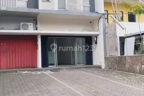 Dijual/Disewakan Ruko 3 Lantai Raya Jemursari 1