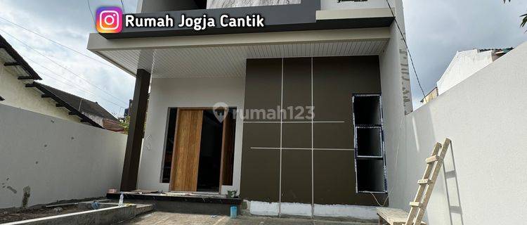 Rumah Mewah Kontemporer Jalan Kaliurang Km 8 1