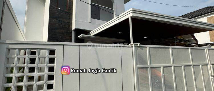 Rumah Cantik 2 Lantai Wedomartani Utara Jogja Bay 1