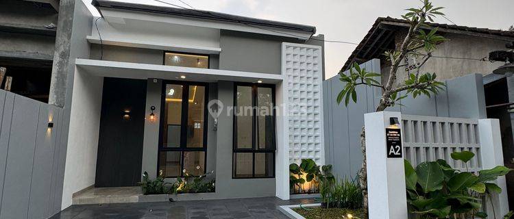 Rumah Cantik 2 Unit Di Jalan Godean Km 7  1