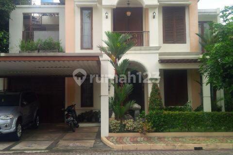 2-Story House in a Cluster at Grand Bintaro Garden, Sawah Baru, Ciputat 1