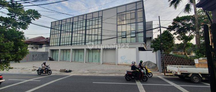 Satu Unit Ruko 3 Lantai di Terogong Raya Cilandak Jakarta Selatan. Jaminan Sewa 5 Tahun. 1