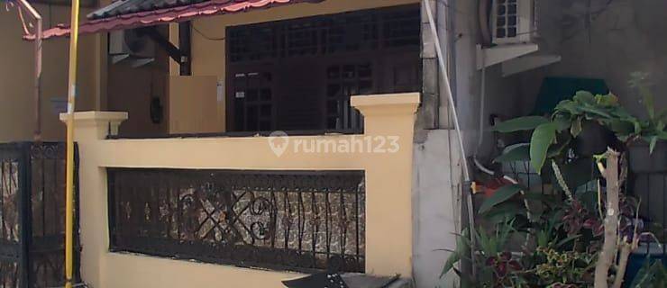 Rumah Kontrakan 2 Lantai Bagus Unfurnished SHM di Pondok Ungu Permai , Bekasi B0395 1