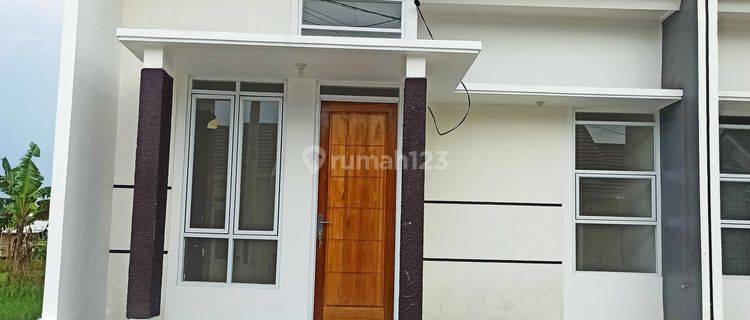 Unfurnished House At Perumahan Pesona Kahuripan 1 By Travelio 1