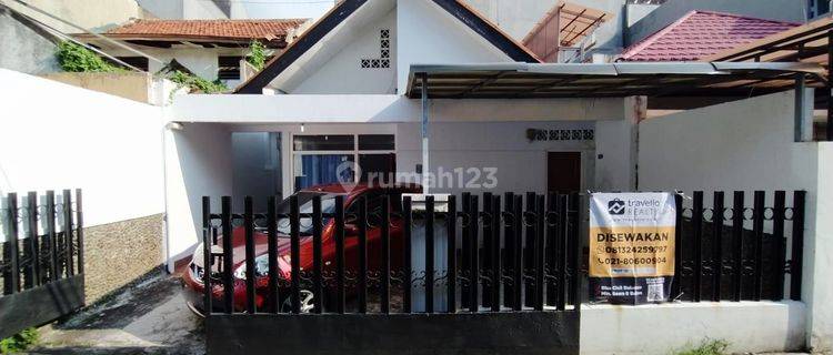 Unfurnished House Bendungan Hilir By Travelio 1