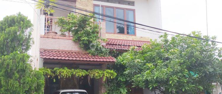 Furnished House At Graha Kartika Puspa Raya By Travelio 1