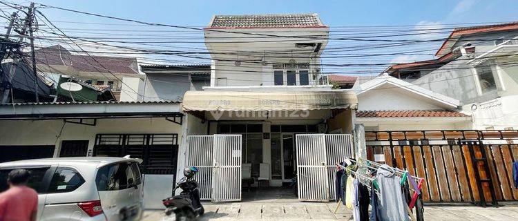 Unfurnished House Kramat Kwitang By Travelio 1