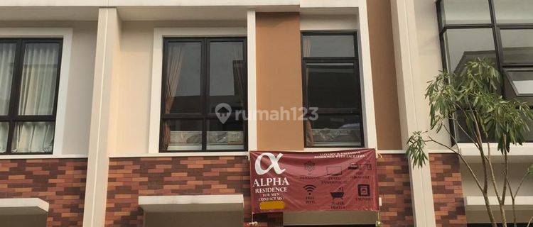 Rumah Kost 9 Kamar Allogio Summarecon Gading Serpong 1