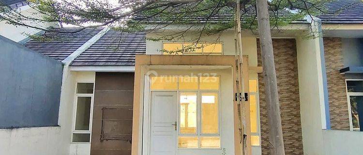 Rumah Murah Di Grand Royal Wage Shm Bagus 1