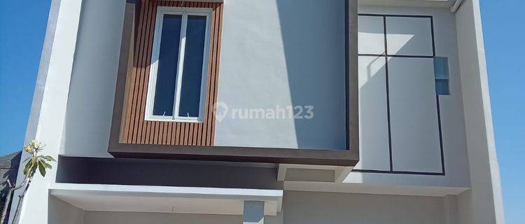 Rumah 2 Lantai Baru SHM di Jl. Arumba, Tunggulwulung, Malang, Jawa Timur, Malang 1