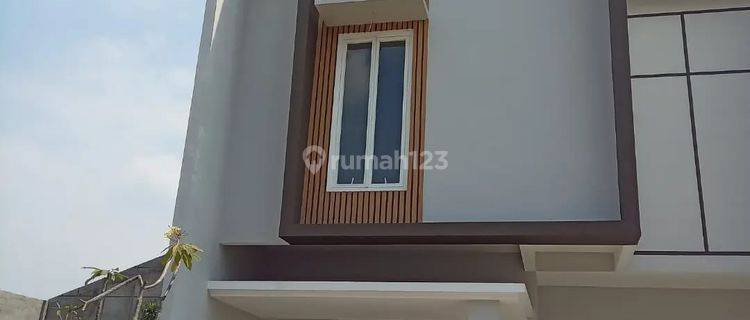 Rumah 2 Lantai Baru Unfurnished SHM di Jl. Grand Arumba, Tunggulwulung, Malang, Jawa Timur, Malang 1