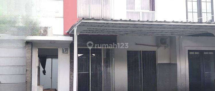 Disewakan Rumah Cantik 2 Lantai Di Residence One, Tangerang 1