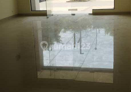 For Rent: Shop House in Summarecon Serpong 1